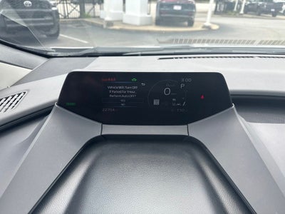 2025 Toyota Prius LE