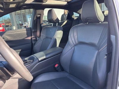 2023 Toyota Crown Platinum