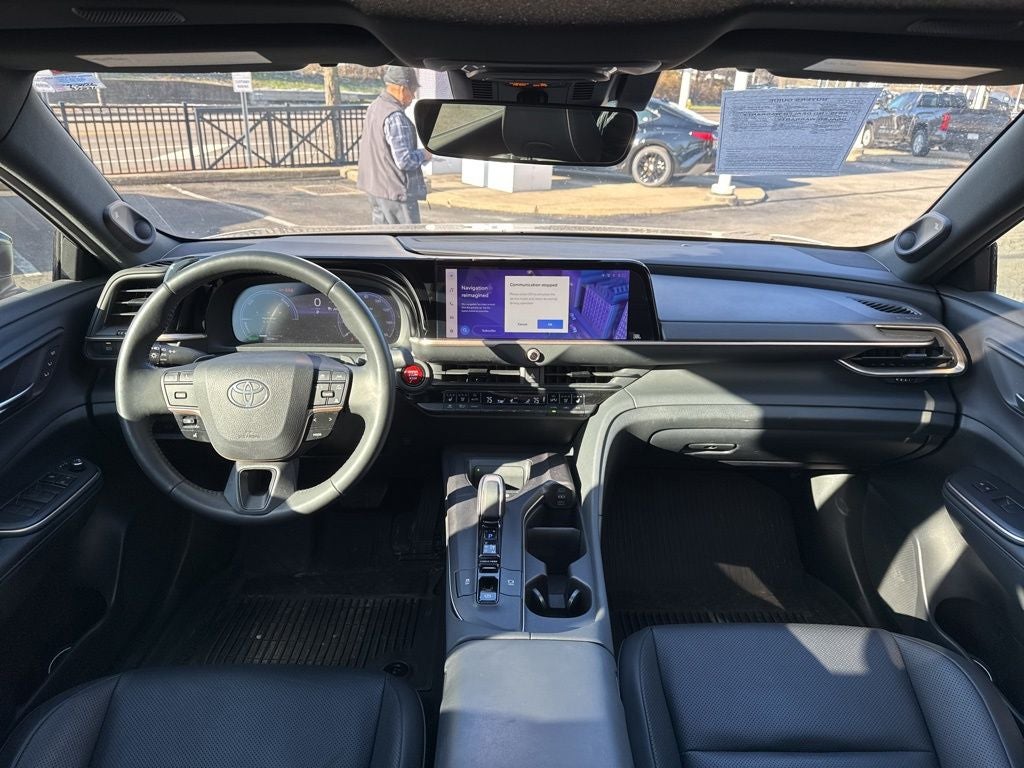 2023 Toyota Crown Platinum