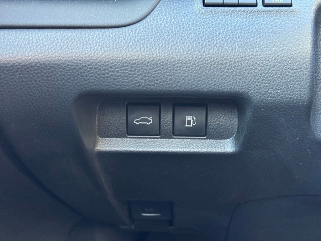 2023 Toyota Crown Platinum