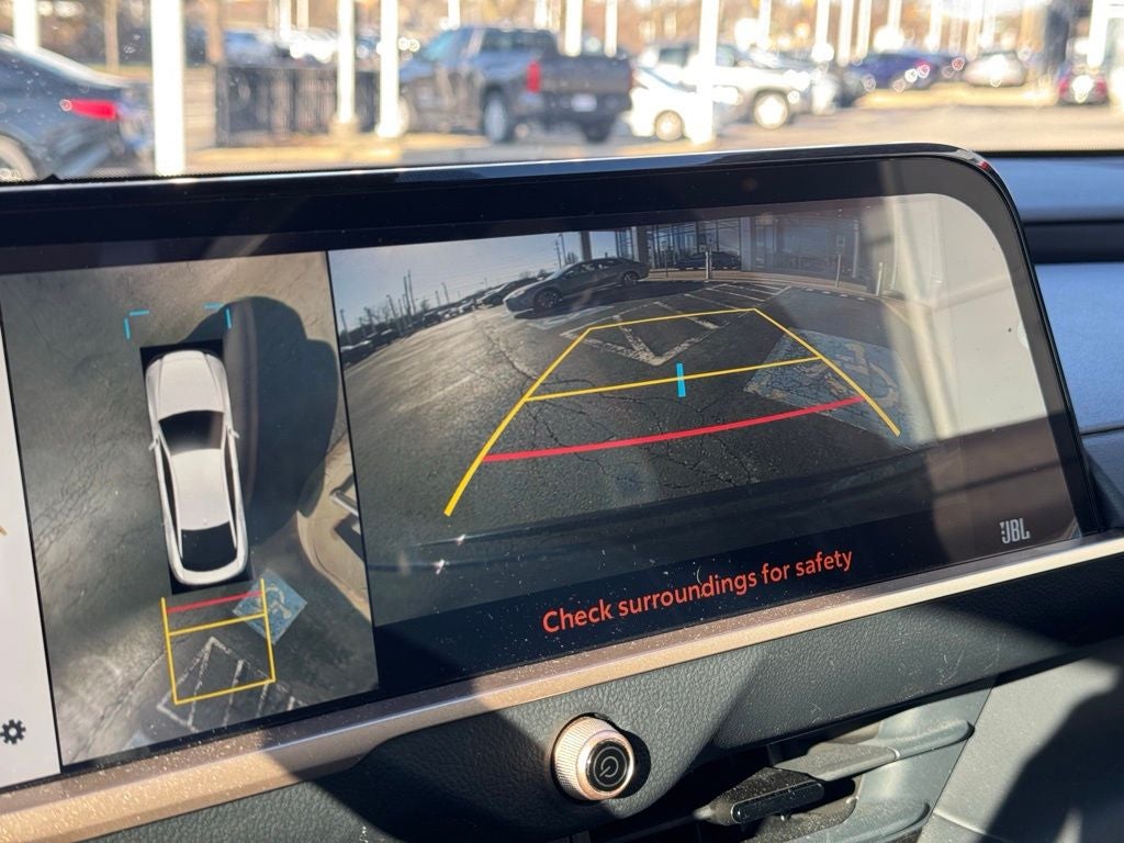 2023 Toyota Crown Platinum