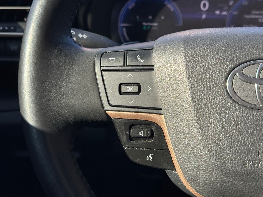 2023 Toyota Crown Platinum