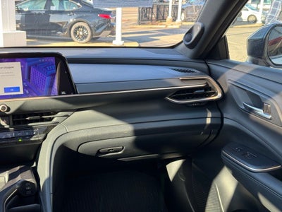 2023 Toyota Crown Platinum