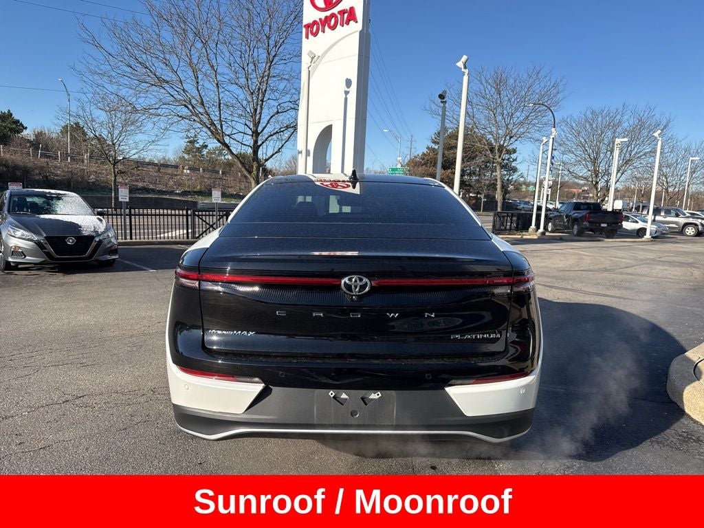 2023 Toyota Crown Platinum