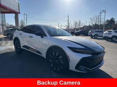 2023 Toyota Crown Platinum