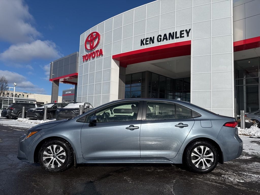 2022 Toyota Corolla Hybrid LE