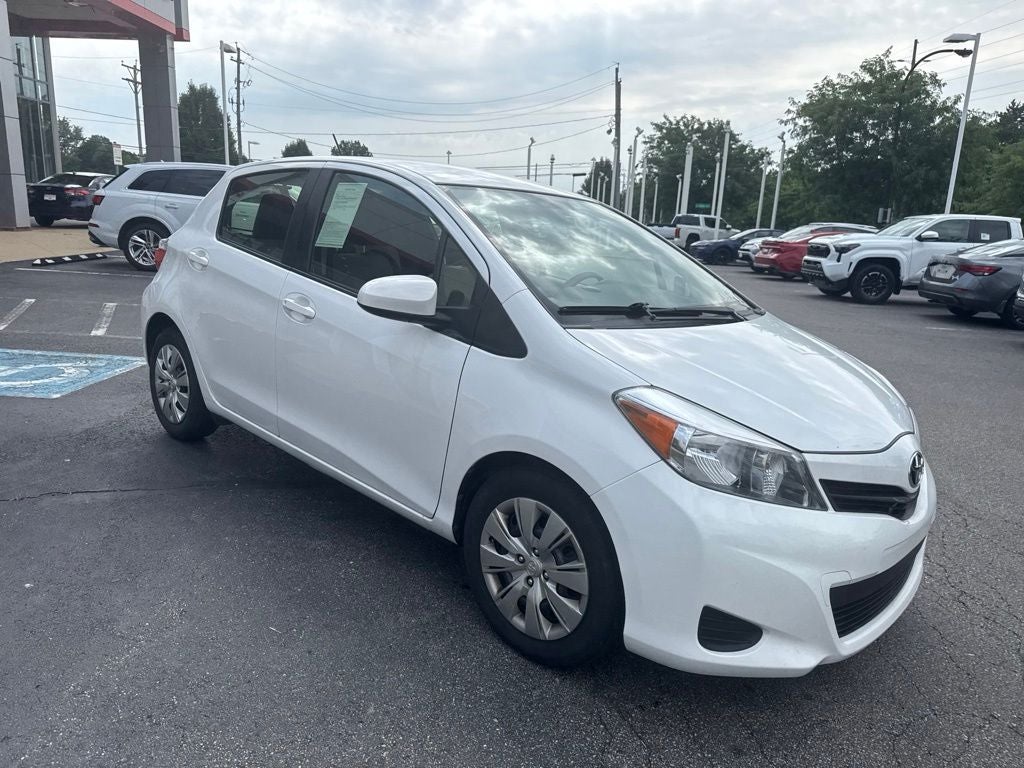 2012 Toyota Yaris LE