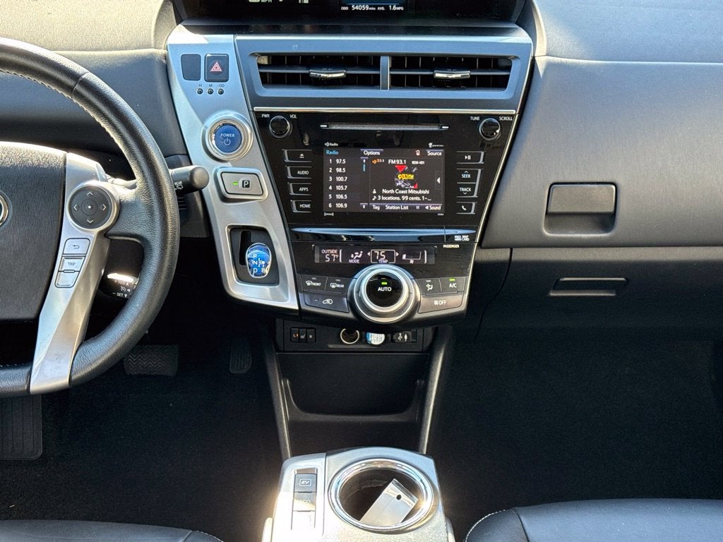 2017 Toyota Prius v Five