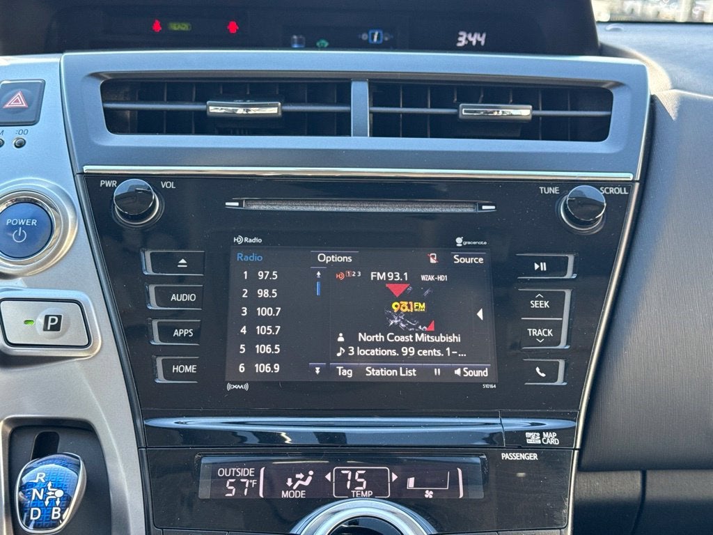 2017 Toyota Prius v Five