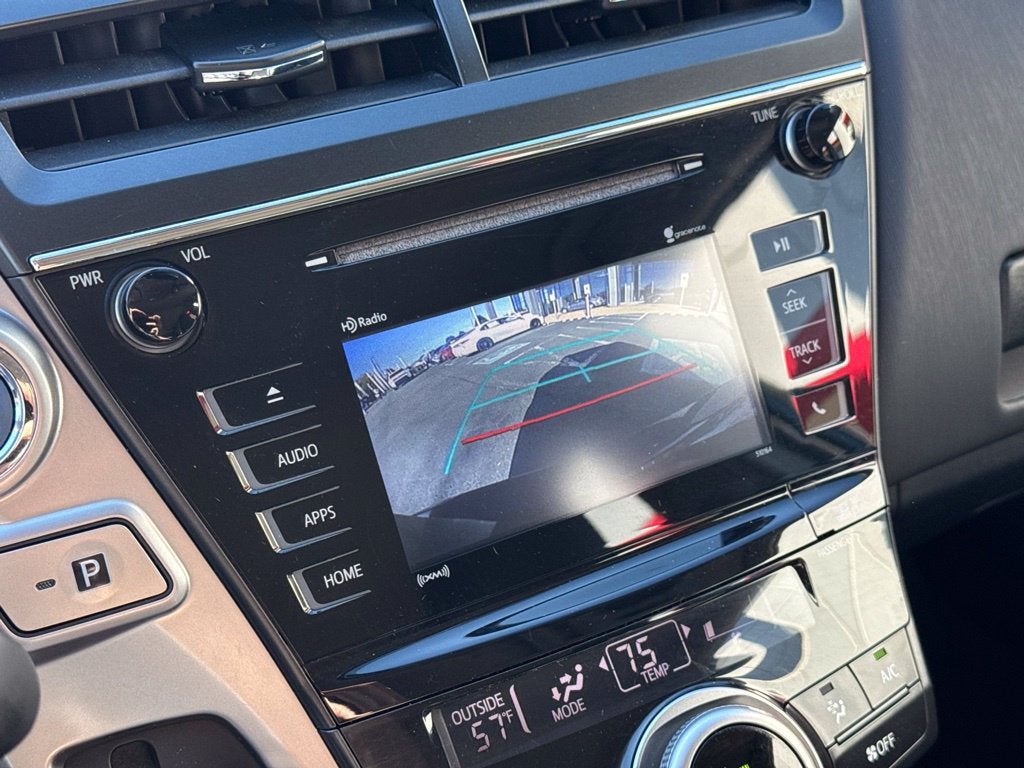 2017 Toyota Prius v Five