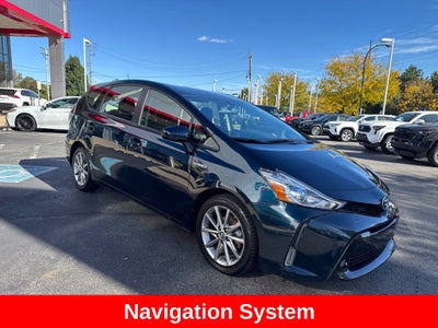 2017 Toyota Prius v Five