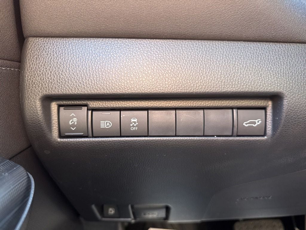 2024 Toyota Venza Nightshade