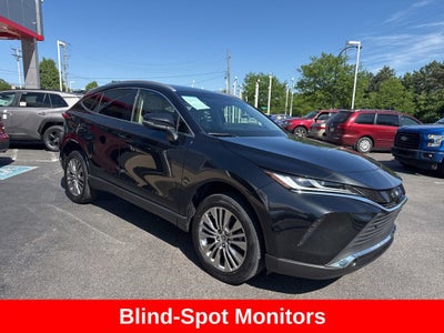 2022 Toyota Venza XLE