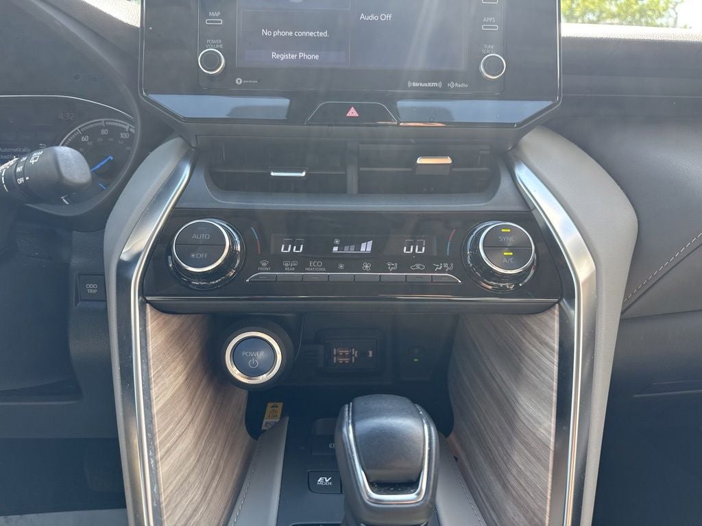 2022 Toyota Venza XLE