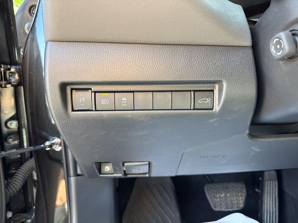 2022 Toyota Venza XLE