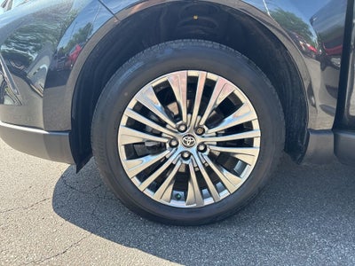 2022 Toyota Venza XLE