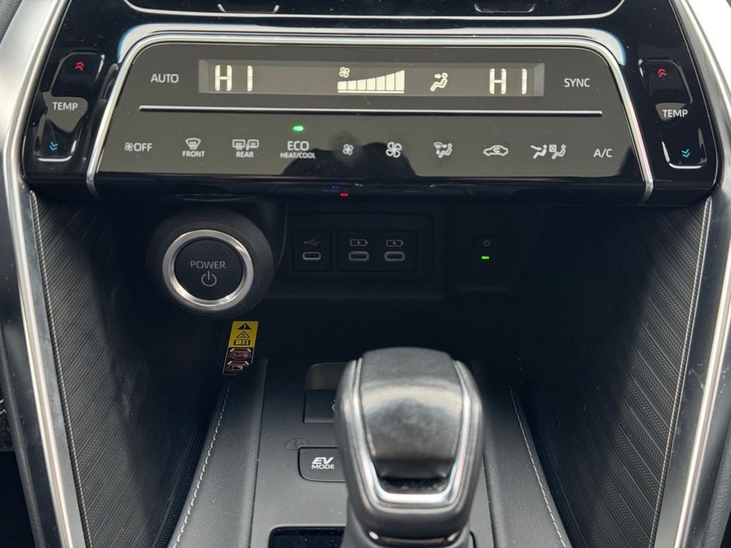 2024 Toyota Venza Nightshade