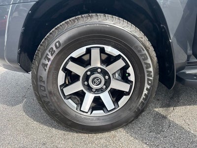 2024 Toyota 4Runner TRD Off-Road