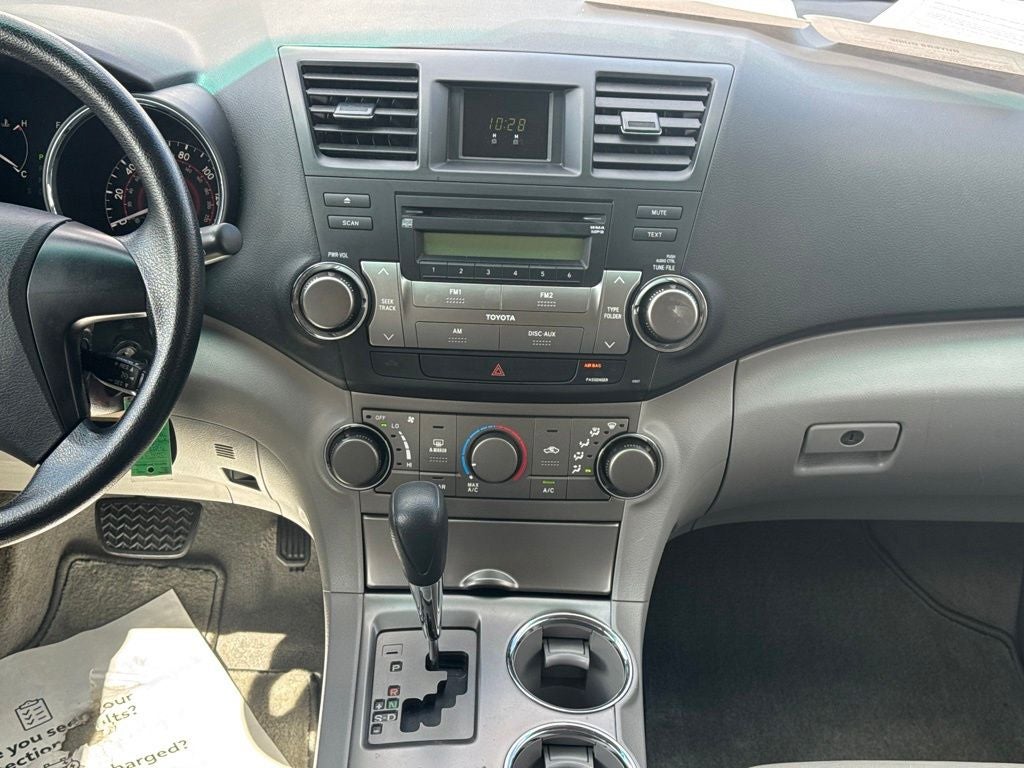 2010 Toyota Highlander Base