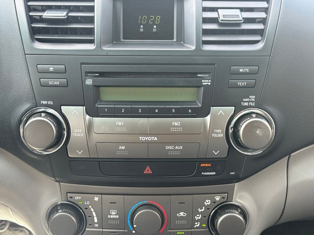 2010 Toyota Highlander Base