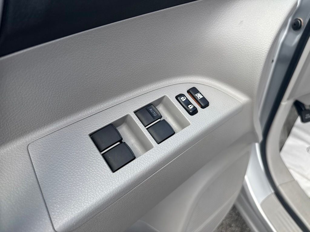 2010 Toyota Highlander Base