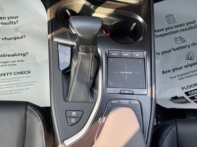 2020 Lexus UX 250h Base