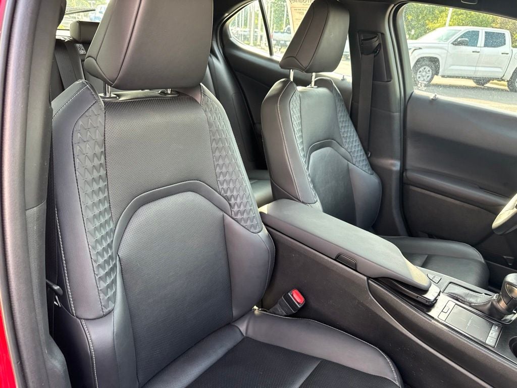 2020 Lexus UX 250h Base
