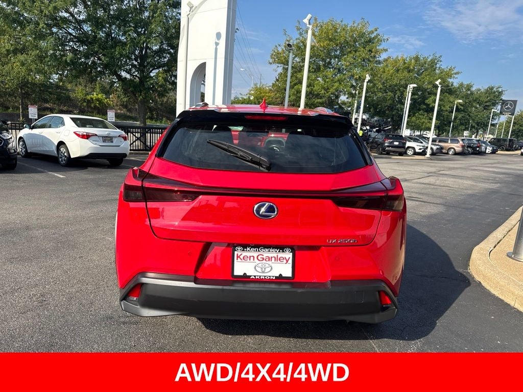 2020 Lexus UX 250h Base