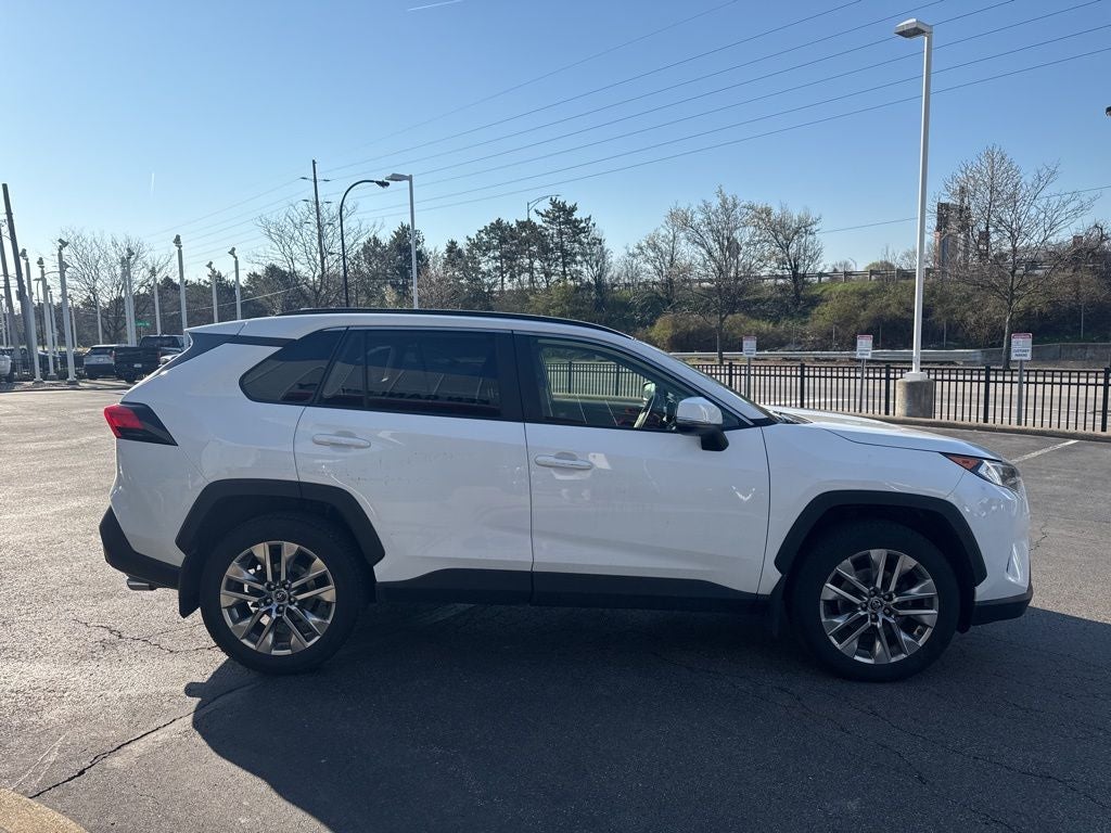 2019 Toyota RAV4 XLE Premium