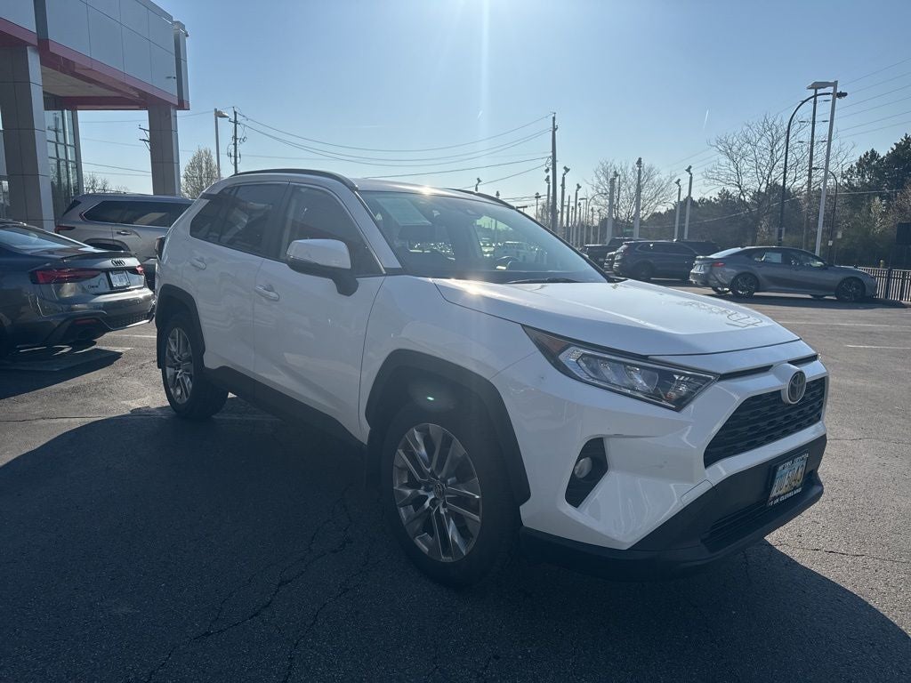 2019 Toyota RAV4 XLE Premium