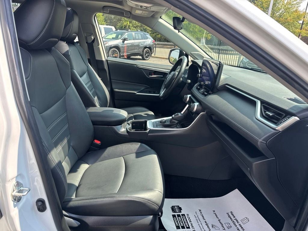 2023 Toyota RAV4 Hybrid XLE Premium