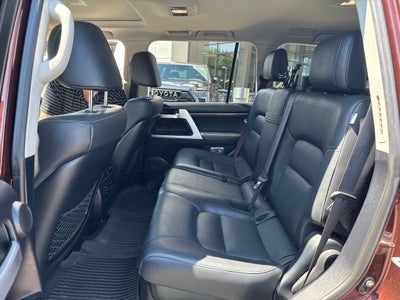 2018 Toyota Land Cruiser Base