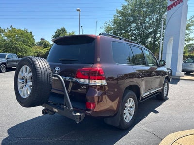 2018 Toyota Land Cruiser Base