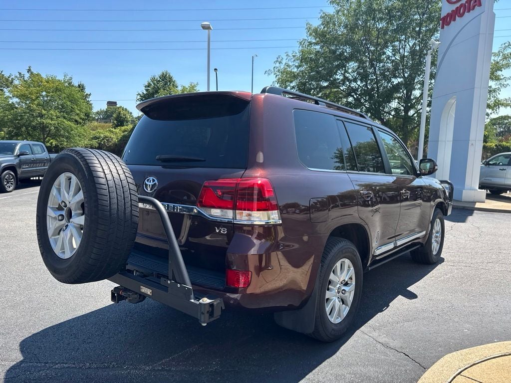 2018 Toyota Land Cruiser Base