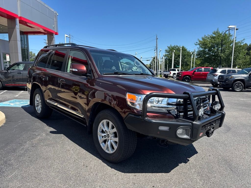 2018 Toyota Land Cruiser Base