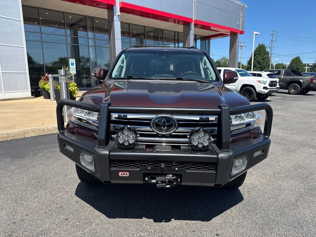 2018 Toyota Land Cruiser Base