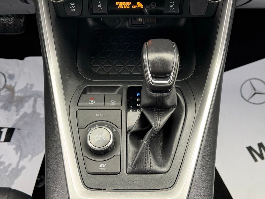 2019 Toyota RAV4 Hybrid XSE