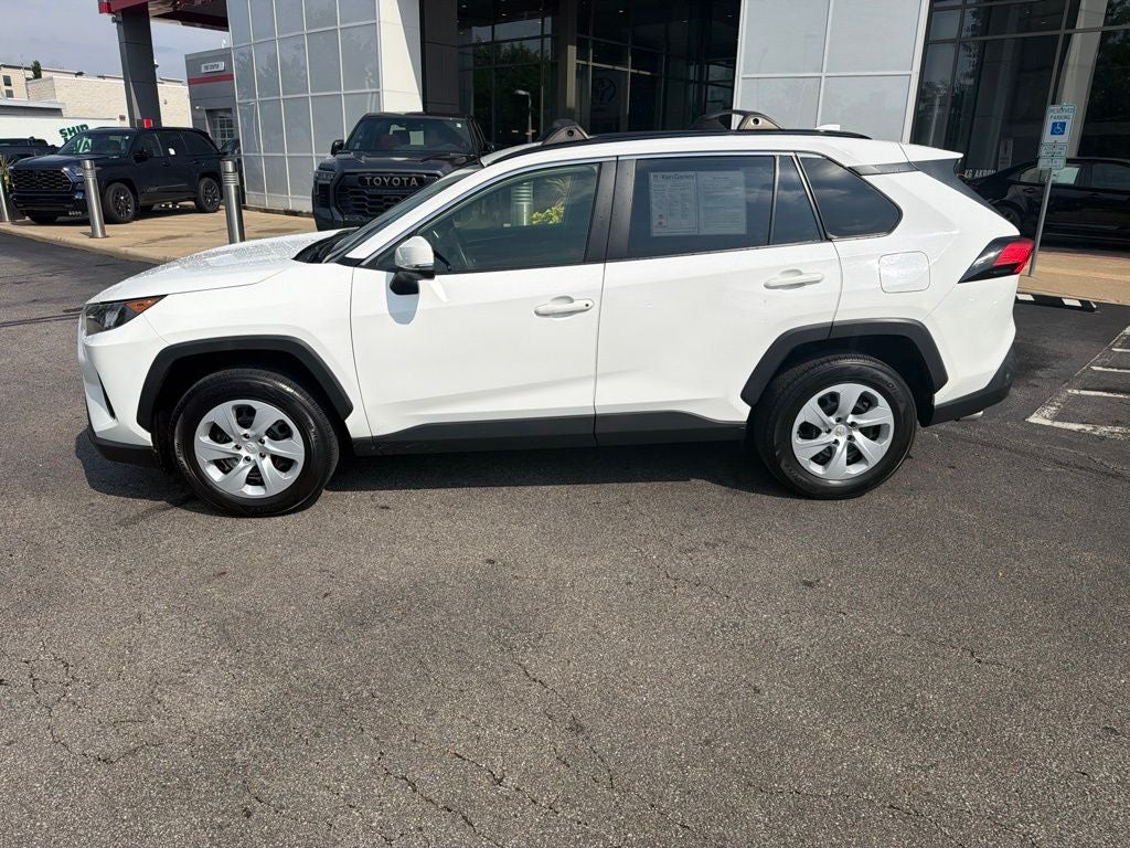 2019 Toyota RAV4 LE