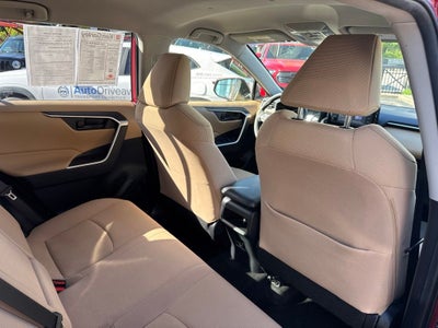 2019 Toyota RAV4 LE