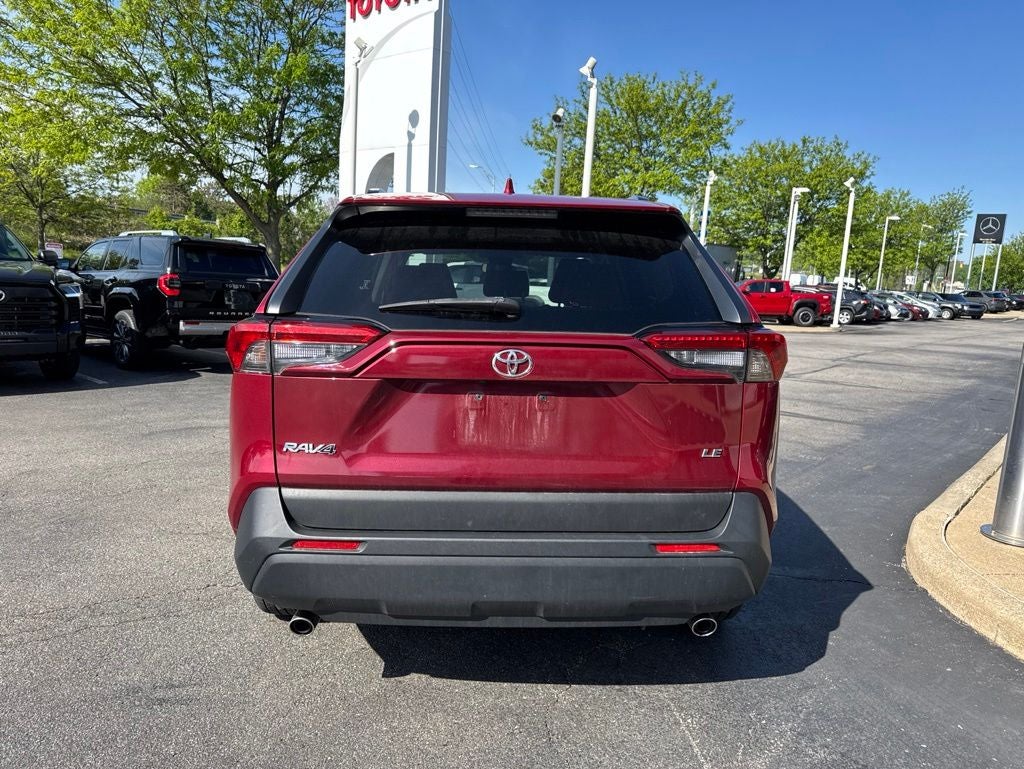 2019 Toyota RAV4 LE