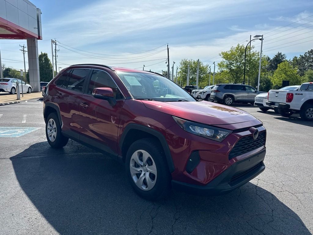 2019 Toyota RAV4 LE