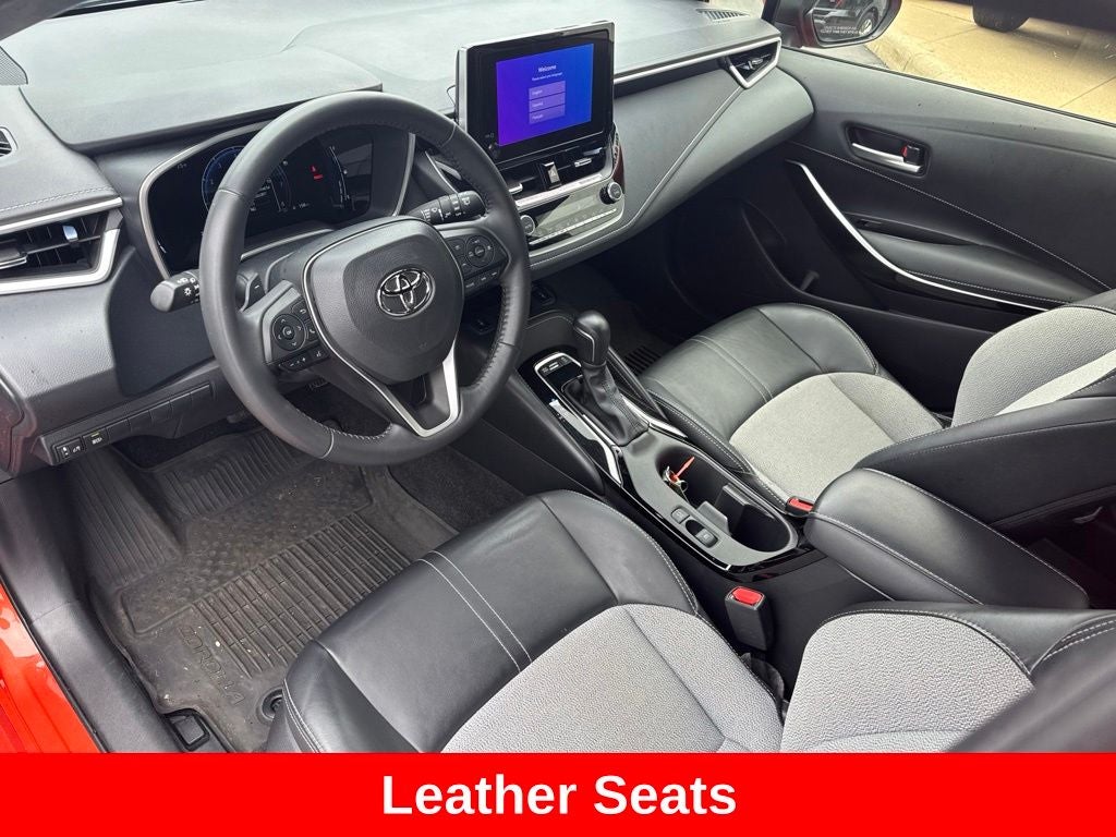 2025 Toyota Corolla Hatchback XSE