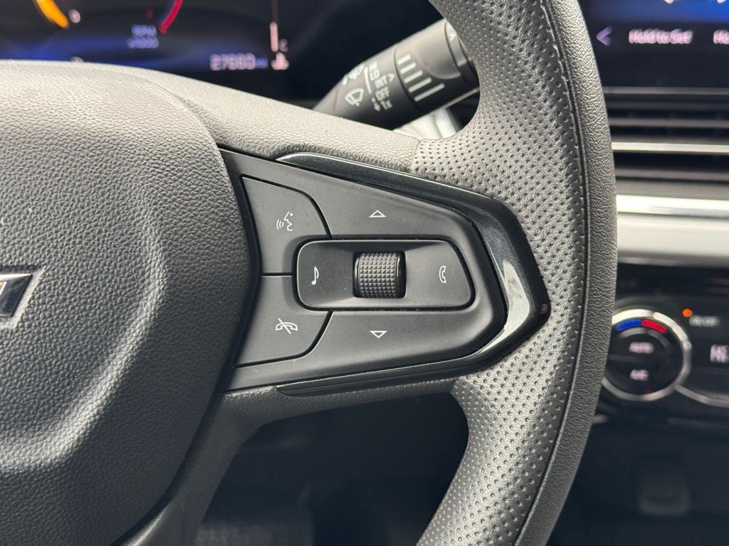 2025 Chevrolet Trax LT - Photo 33