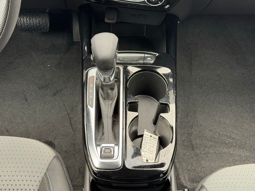 2025 Chevrolet Trax LT - Photo 35
