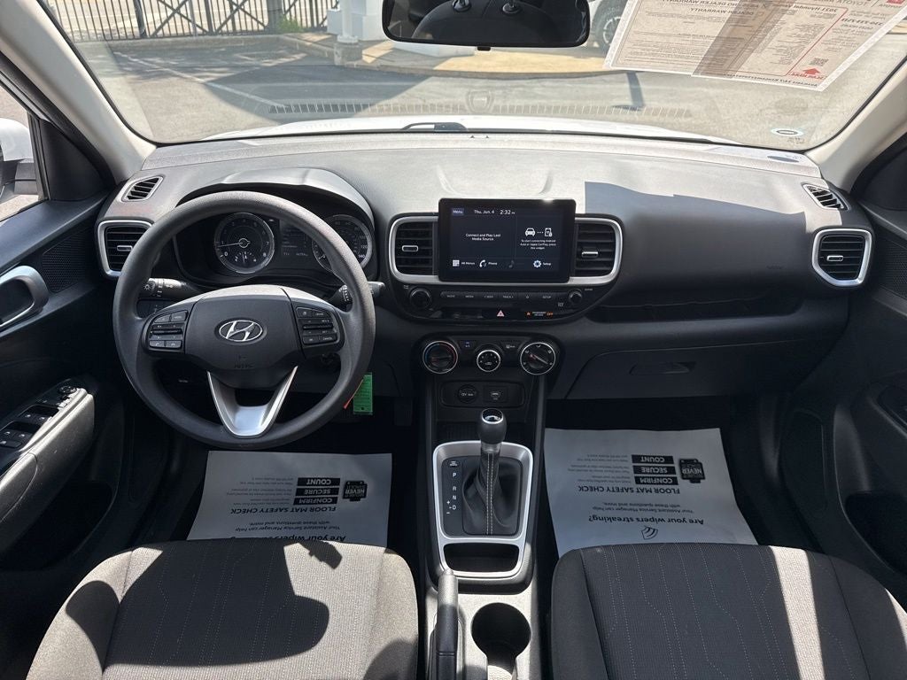 2021 Hyundai Venue SE
