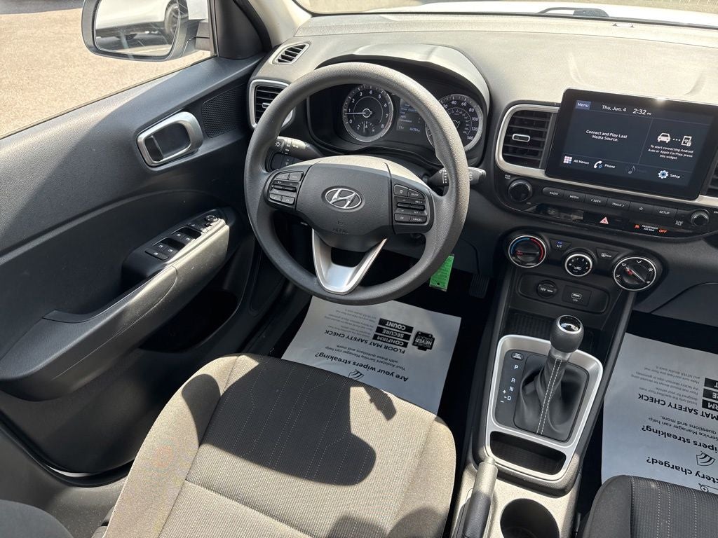 2021 Hyundai Venue SE