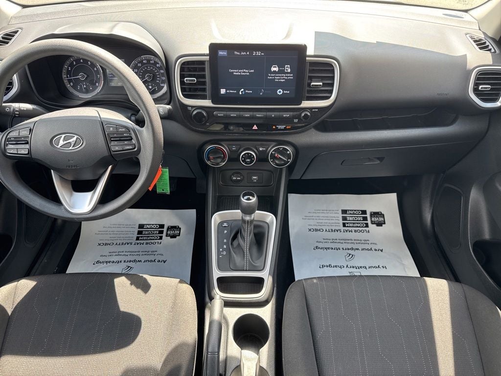 2021 Hyundai Venue SE
