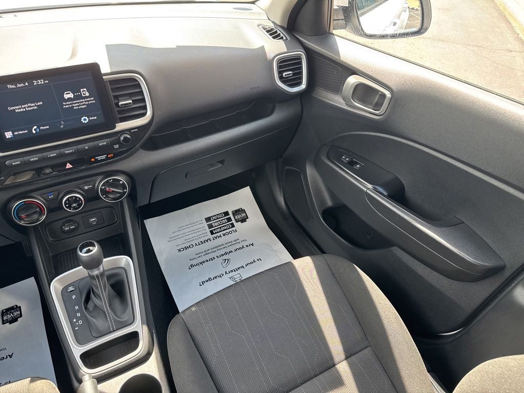 2021 Hyundai Venue SE