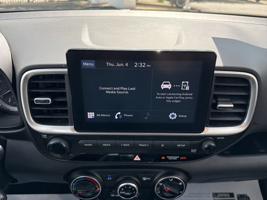 2021 Hyundai Venue SE