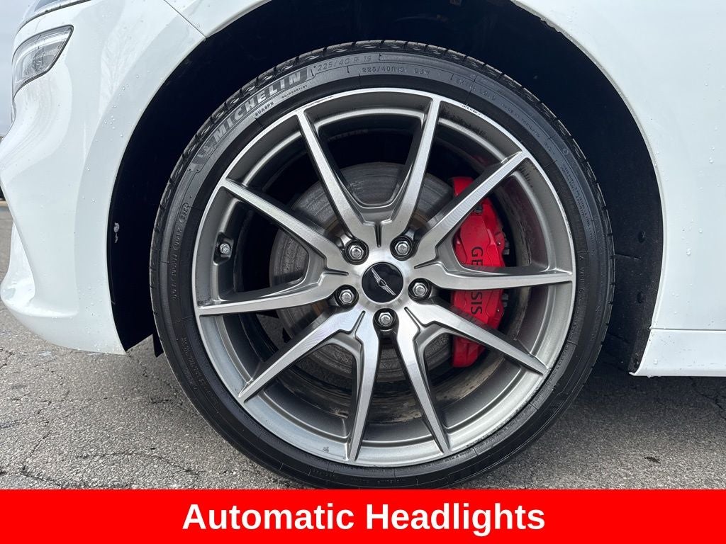 2025 Genesis G70 2.5T